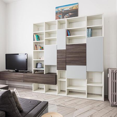 Spacious Retreat Steps From Lambrate Metro- Via Pacini Milano Exterior foto